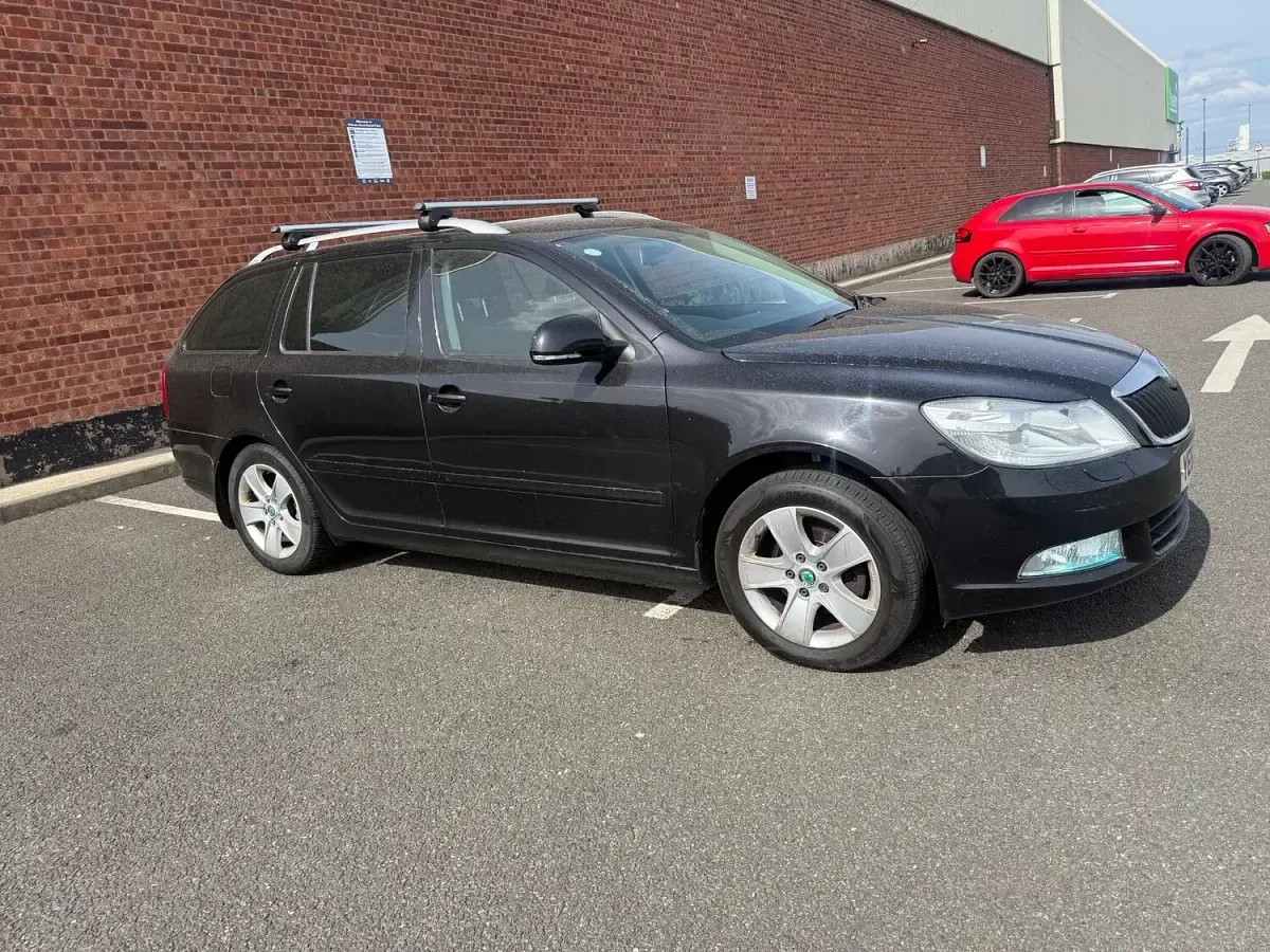 Used Skoda Octavia Elegance 2013 Black Estate
