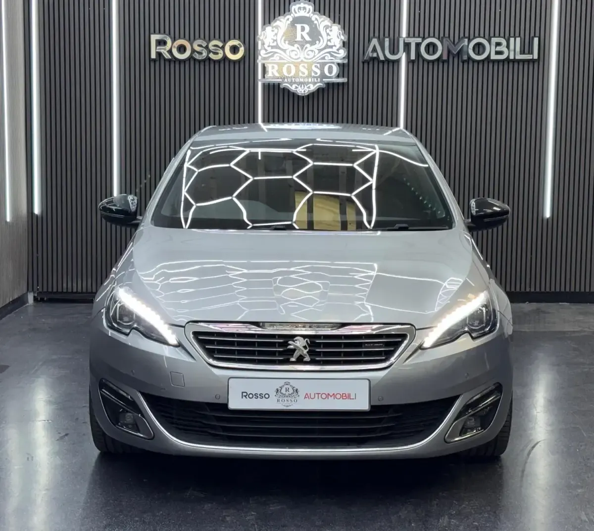 Used Peugeot 308 GT-line 2016 Grey Hatchback