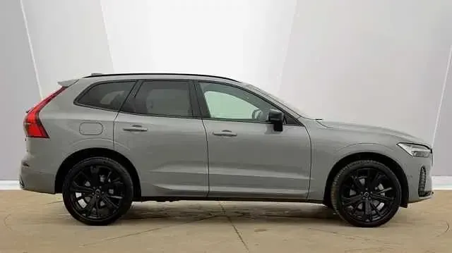Used Volvo XC60 Plus 247 HP (181 kW) 2026 SUV