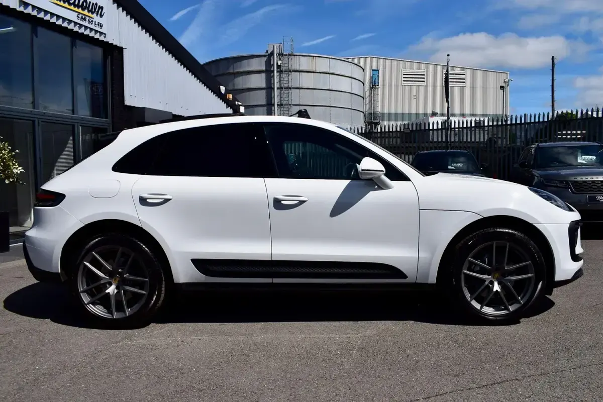 Used Porsche Macan 2021 White SUV