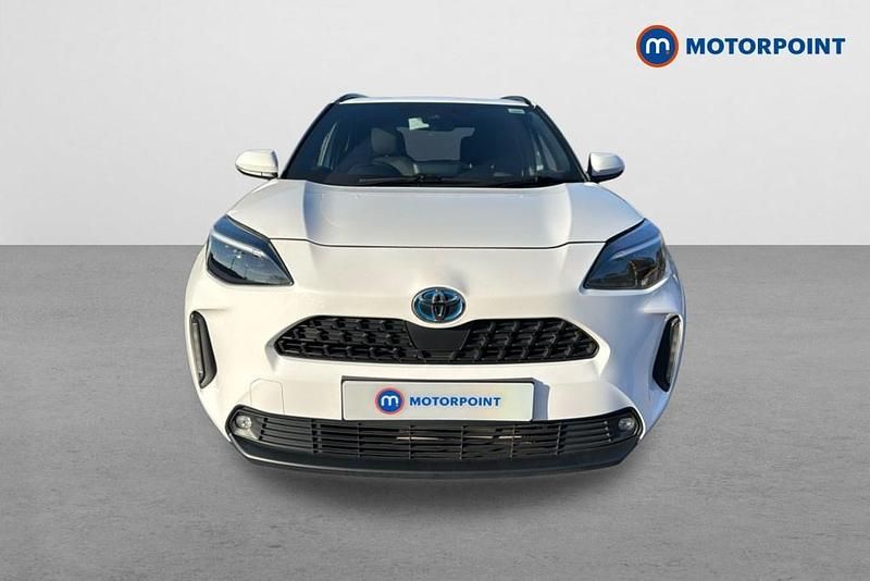 Used Toyota Yaris Hybrid Design 2023 White Hatchback