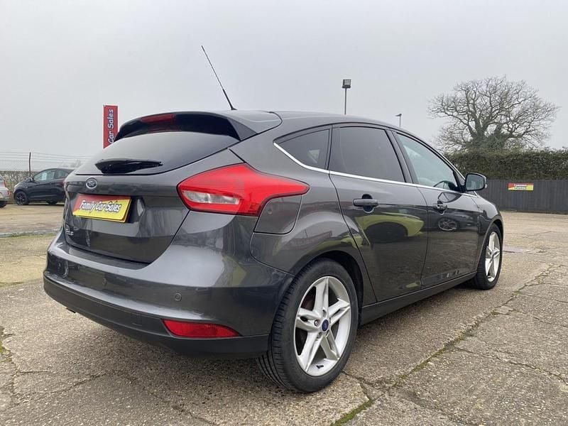 Used Ford Focus Titanium 2016 Grey Hatchback