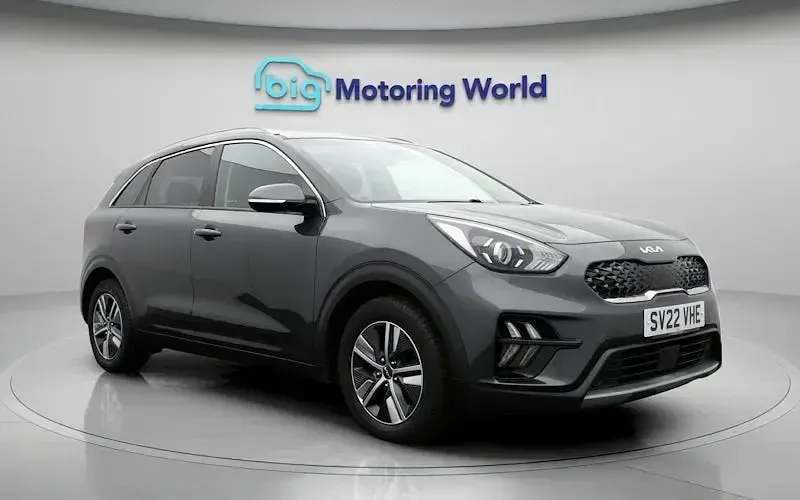 Used Kia Niro 141 HP (103 kW) 2022 Grey SUV