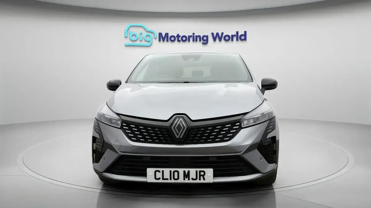 Used Renault Clio V Esprit Alpine 145 HP (106 kW) 2024 Grey Hatchback