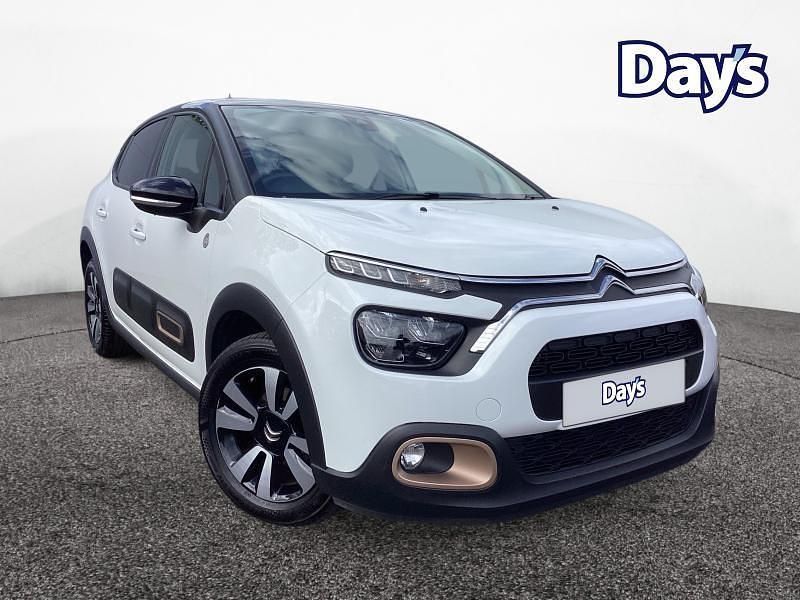 Używany Citroën C3 PureTech 2022 Biały Hatchback
