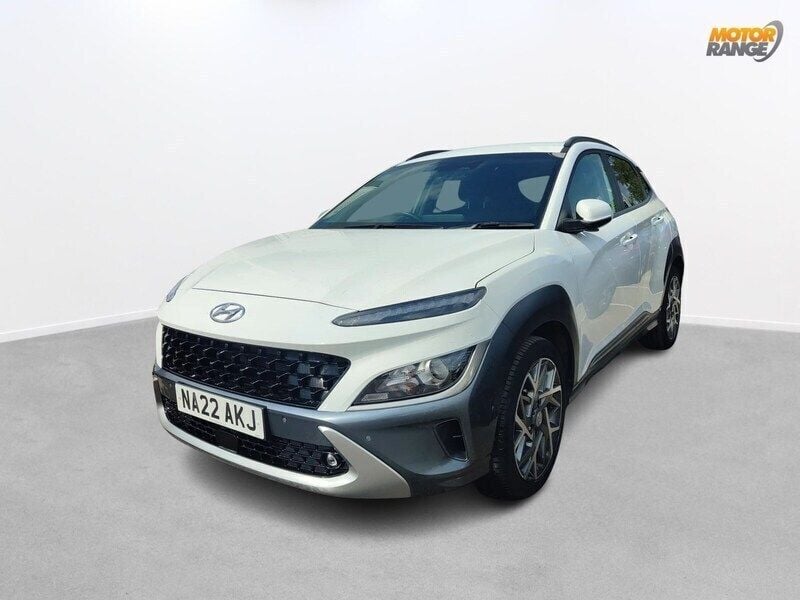 White Used 2022 Hyundai Kona Premium SUV | £15,595 (Fair price) - Image 1/4