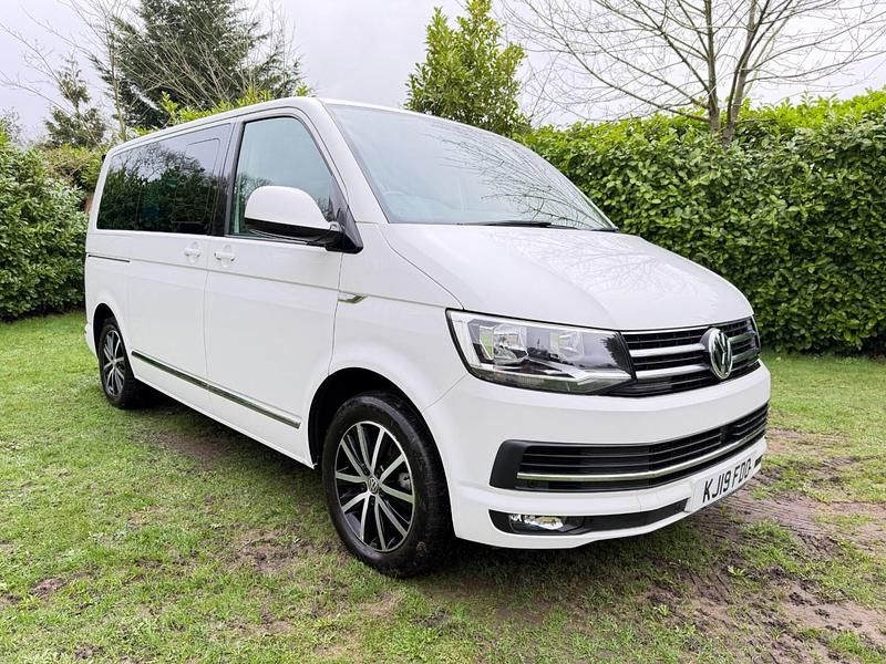 Used VW Caravelle Executive 2019 White MPV
