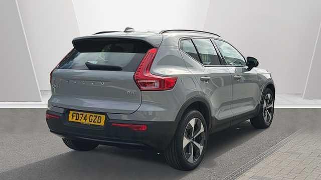 Used Volvo XC40 Plus 194 HP (142 kW) 2025 SUV