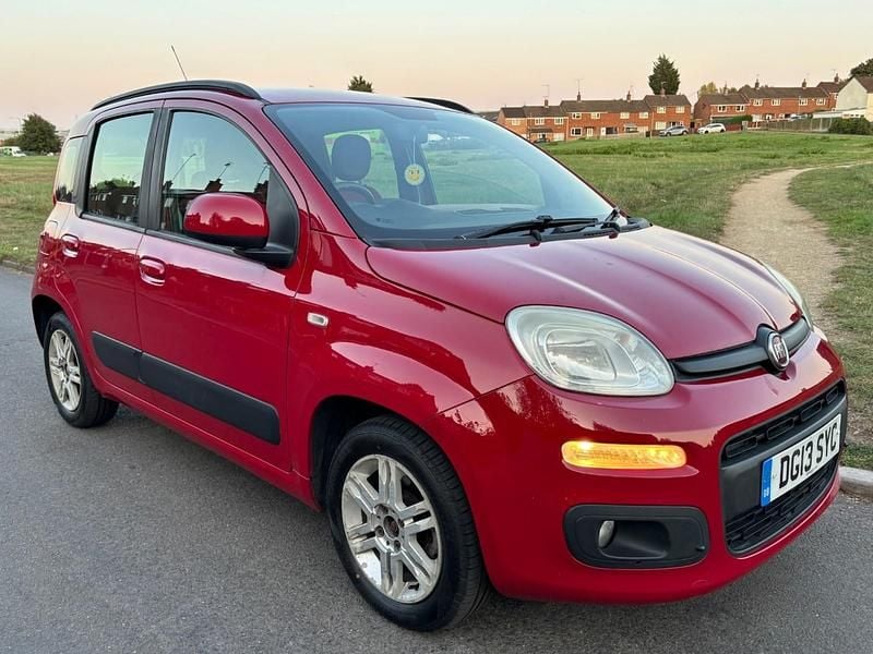 Used Fiat Panda Lounge 69 HP (50 kW) 2013 Red Hatchback