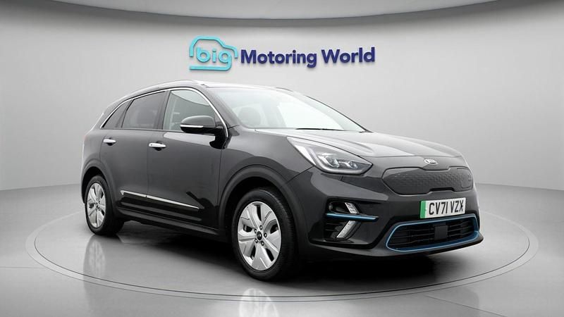 Used Kia e-Niro Plus 147 kW (201 HP) 2021 Black SUV