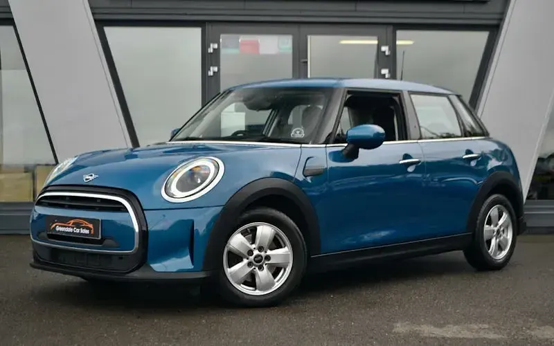 Used Mini Cooper Classic 136 HP (100 kW) 2021 Hatchback