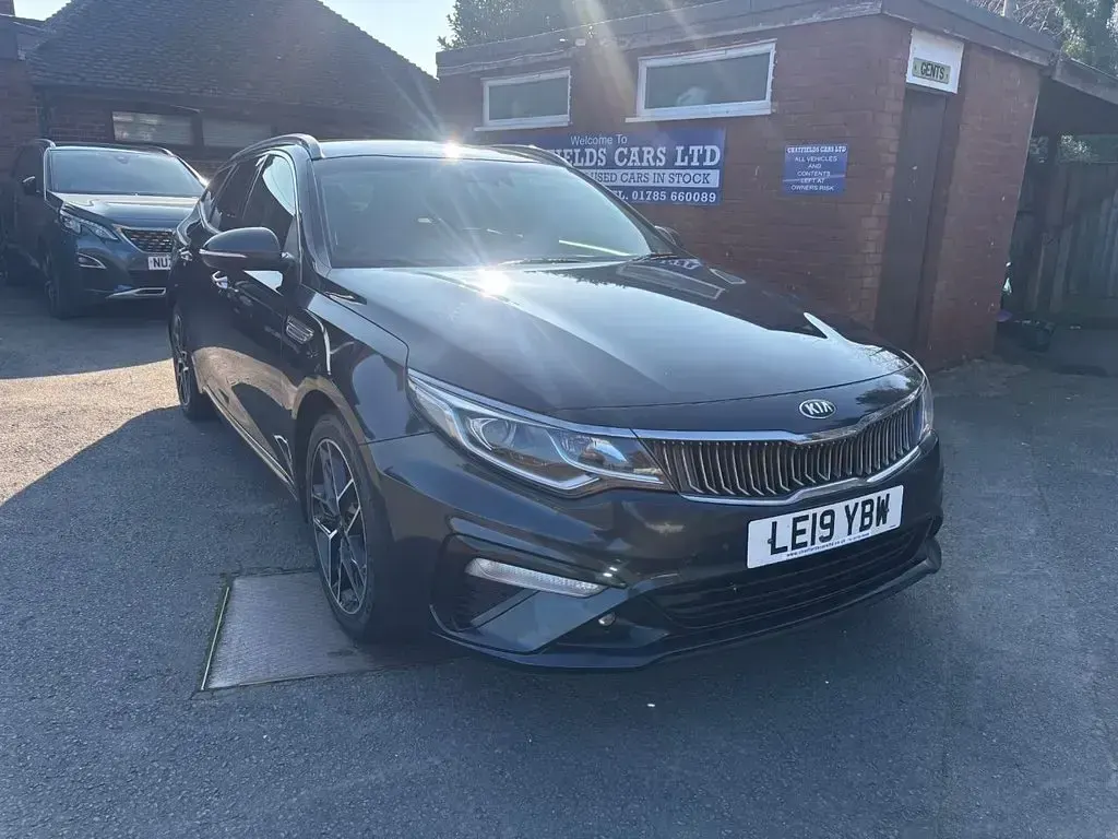 Used Kia Optima 134 HP (98 kW) 2019 Blue Estate