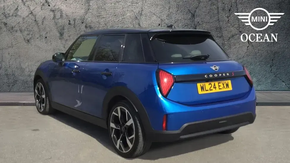Used Mini Cooper S Hatch 201 HP (147 kW) 2024 Blue Hatchback