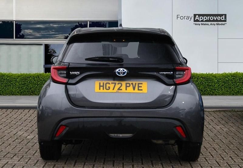 Used Toyota Yaris Hybrid Design 2023 Grey Hatchback