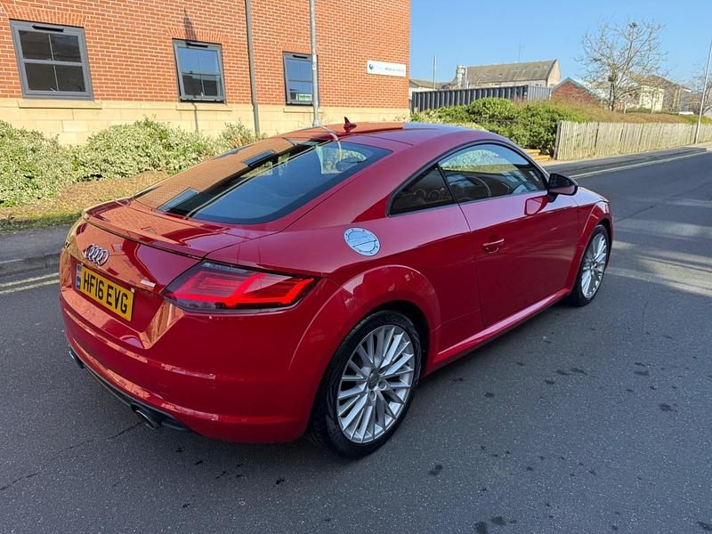 Used Audi TT Sport 180 HP (132 kW) 2016 Red Coupe