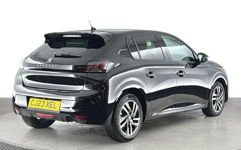 Used Peugeot 208 Allure+ 102 HP (75 kW) 2023 Black Hatchback