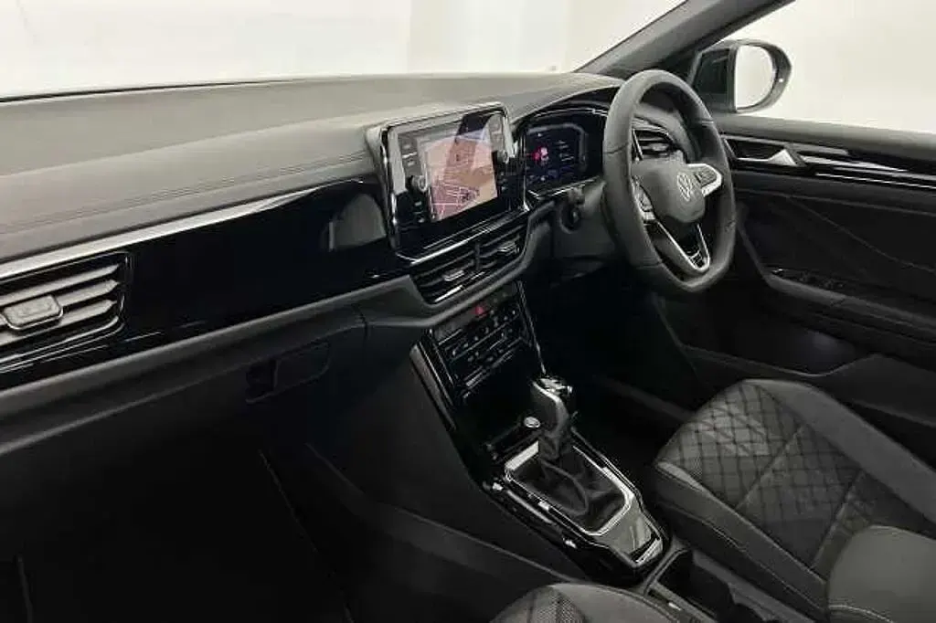 Used VW T-Roc 150 HP (110 kW) 2025 SUV