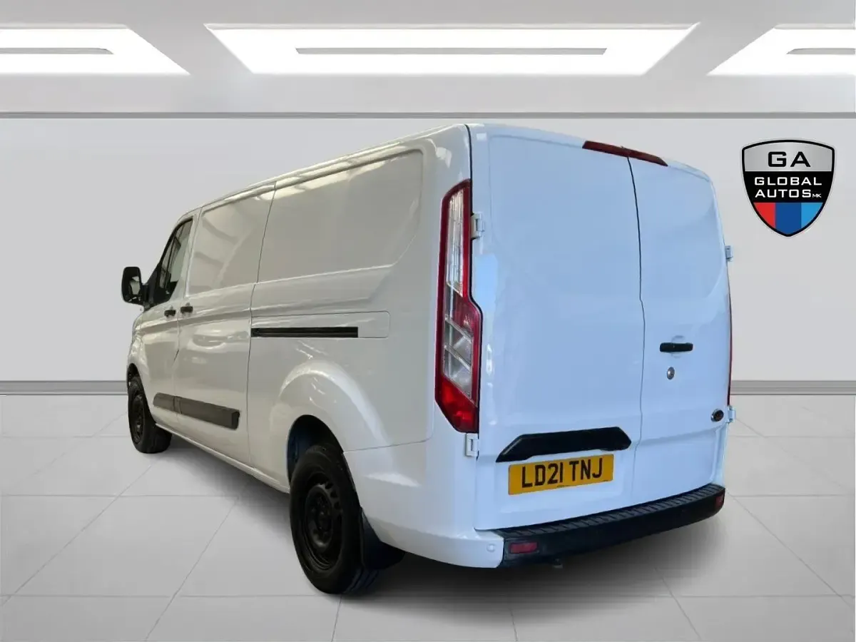 Used Ford Transit Custom Trend 130 HP (95 kW) 2021 White Van