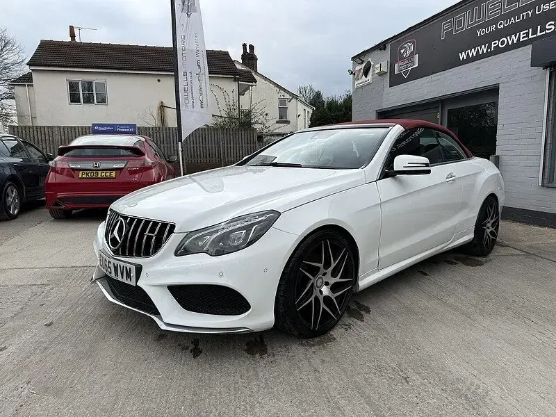 Used Mercedes E220 AMG Line Premium 177 HP (130 kW) 2015 White Cabriolet