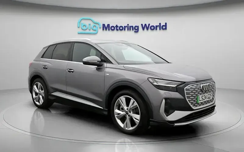 New Audi Q4 e-tron S-Line 210 kW (286 HP) 2026 SUV