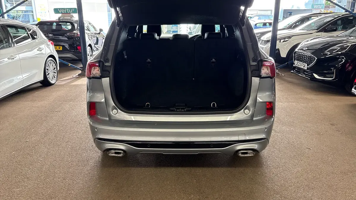 Used Ford Kuga ST-Line X 225 HP (165 kW) 2023 Silver SUV