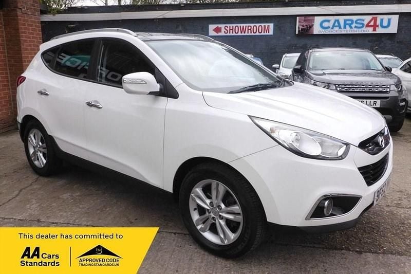 Used Hyundai ix35 Premium 115 HP (84 kW) 2012 White SUV