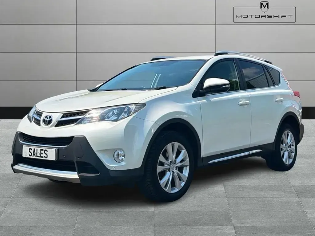 Used Toyota RAV4 124 HP (91 kW) 2015 White SUV