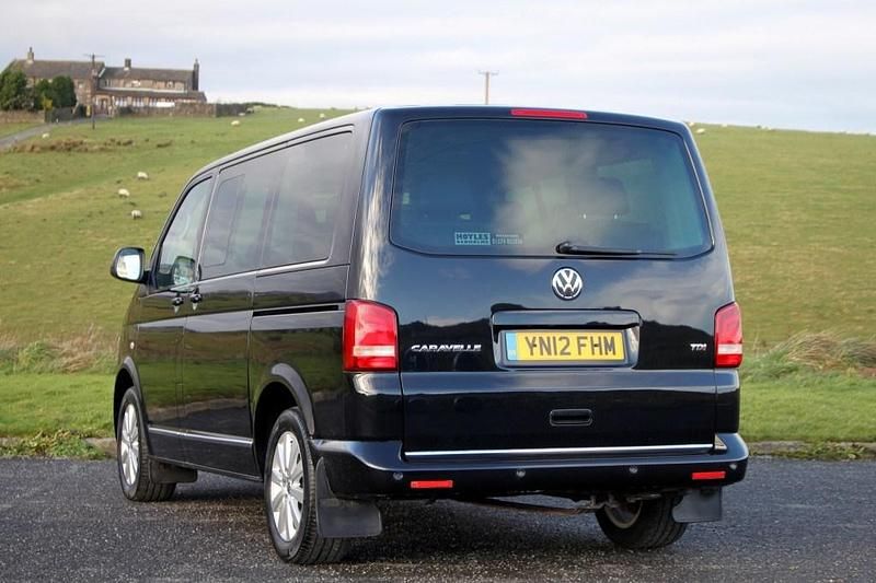 Used VW Caravelle Executive 140 HP (102 kW) 2012 Black MPV