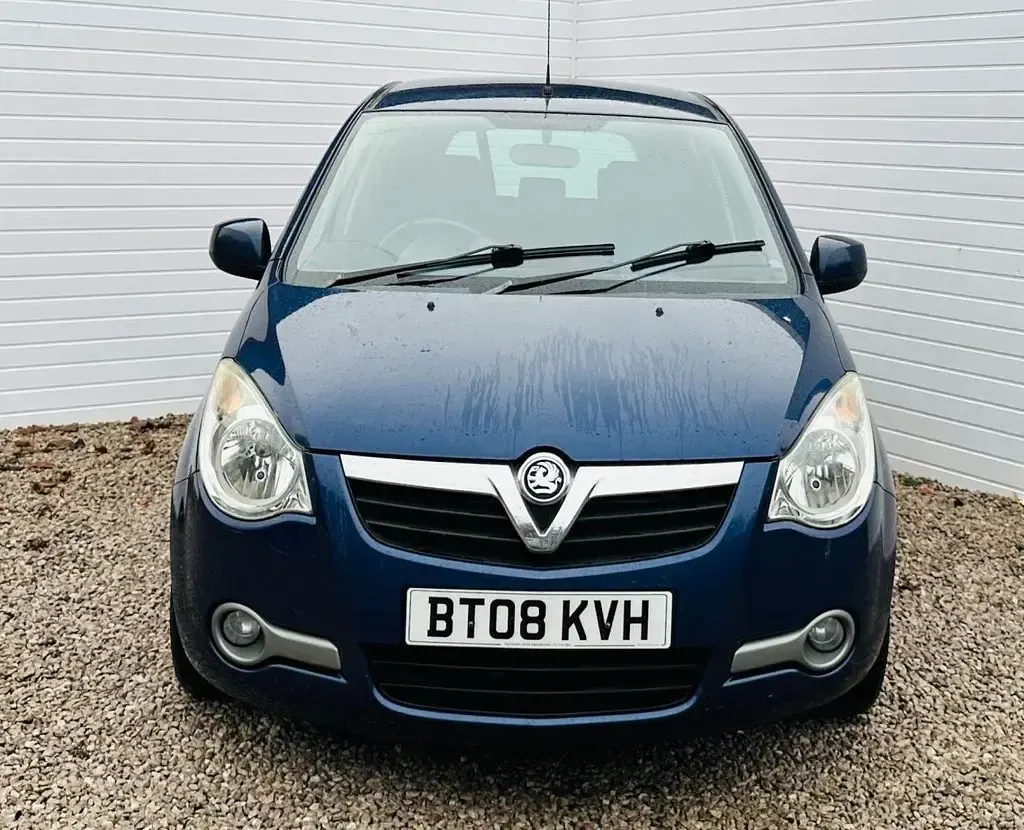 Used Vauxhall Agila Design Edition 85 HP (62 kW) 2008 Blue MPV