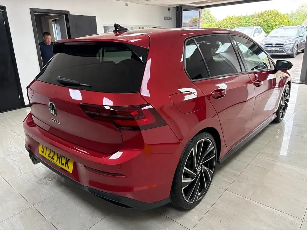 Used VW Golf VIII GTD 200 HP (147 kW) 2022 Red Hatchback