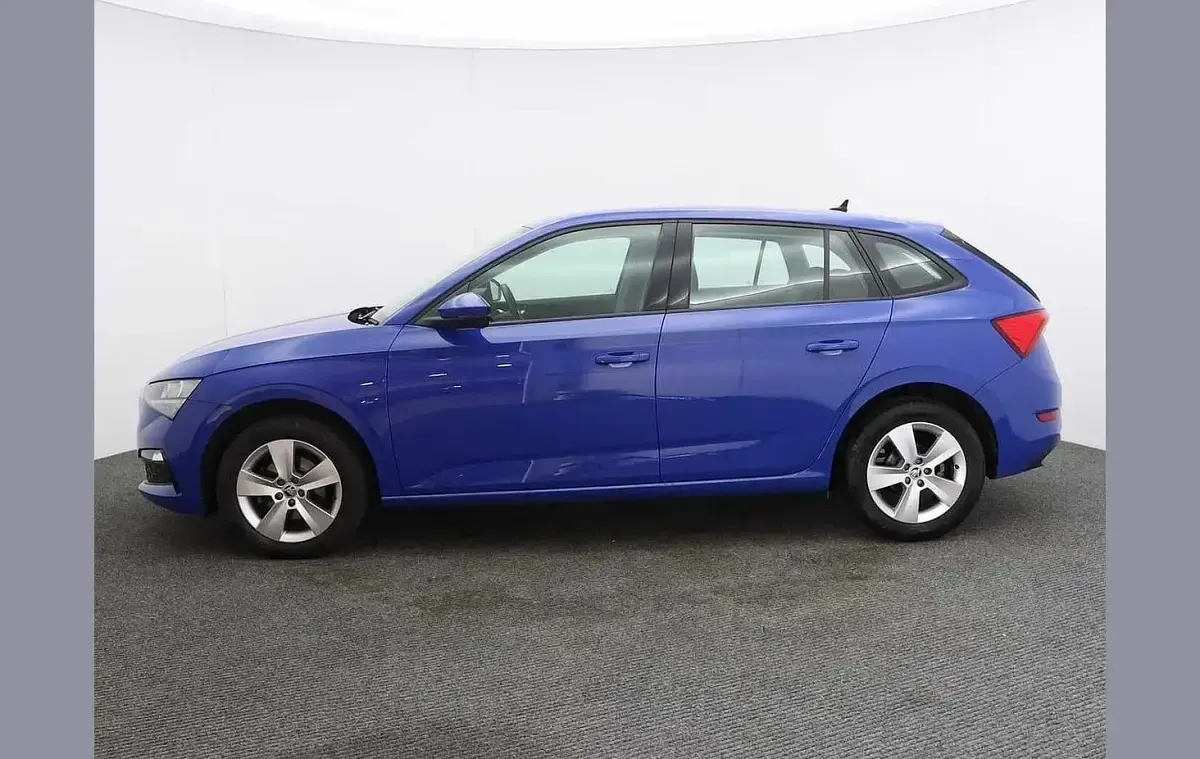Used Skoda Scala SE 108 HP (79 kW) 2023 Blue Hatchback
