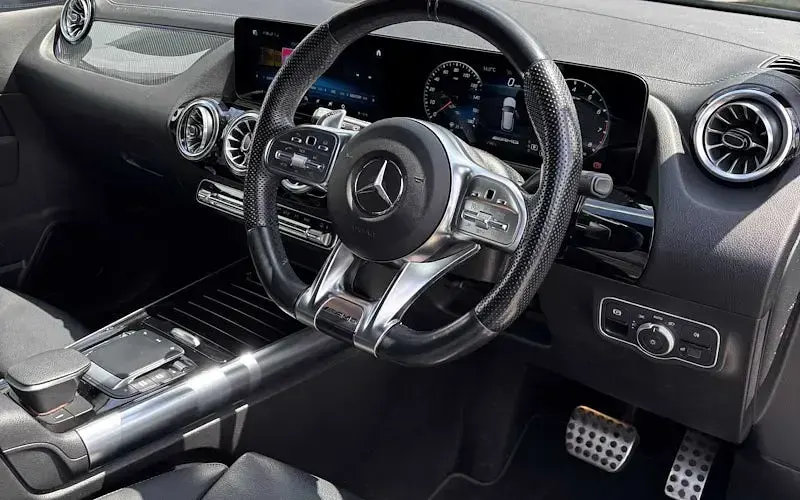 Used Mercedes GLA35 AMG Premium 306 HP (225 kW) 2021 Black SUV