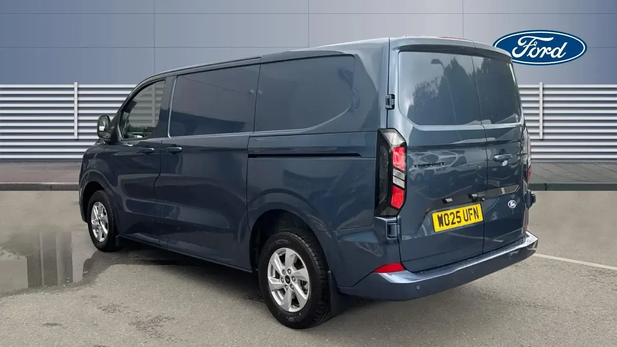 Used Ford Transit Custom Limited 136 HP (100 kW) 2025 Van