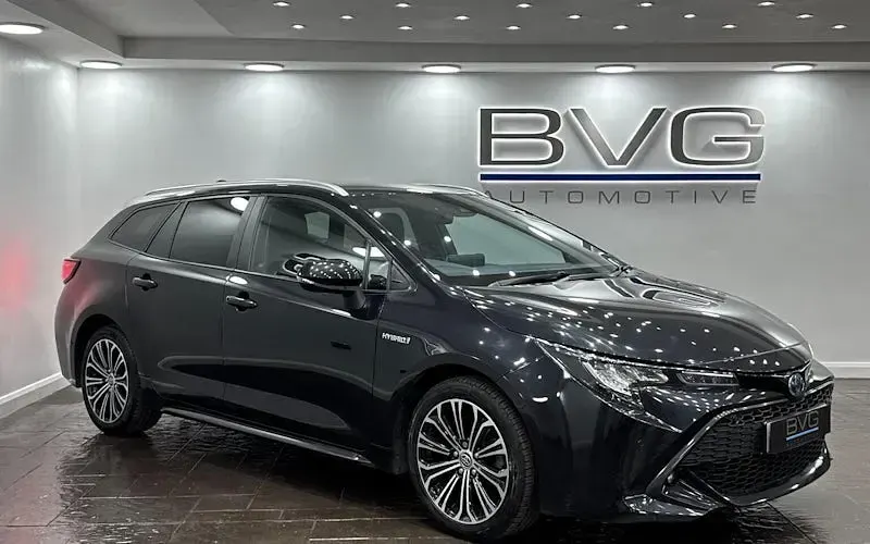 Used Toyota Corolla Design 122 HP (89 kW) 2020 Estate