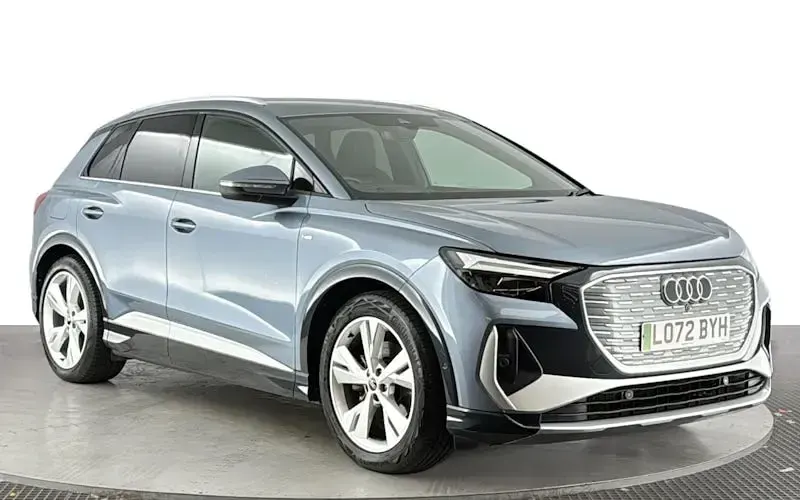 Second-hand Audi Q4 e-tron S-Line 125 kW (170 CP) 2022 Albastru SUV