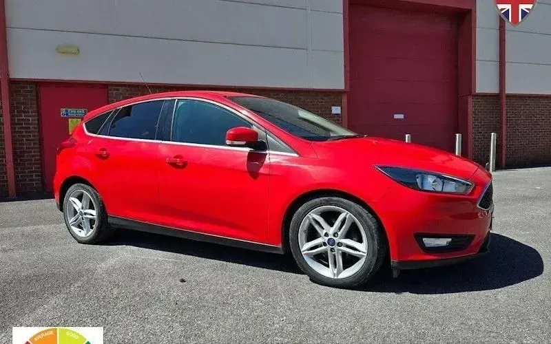Usado Ford Focus Zetec 116 HP (85 kW) 2014 Citadino