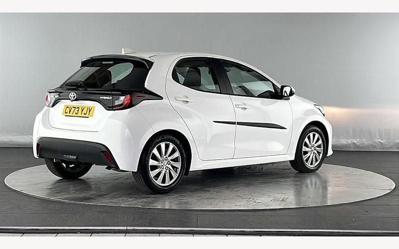 Used Toyota Yaris Hybrid 116 HP (85 kW) 2025 Hatchback