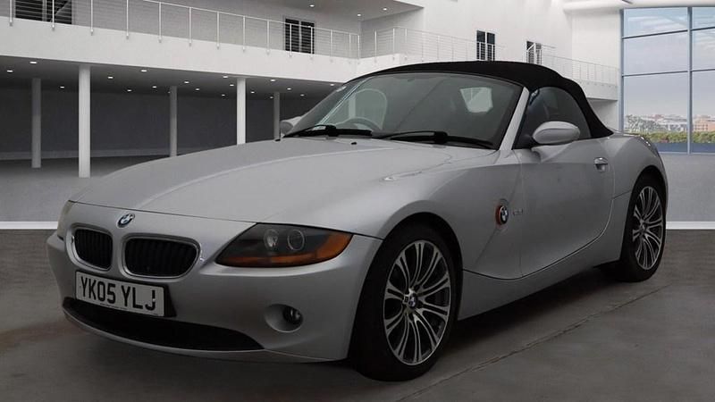 Used BMW Z4 192 HP (141 kW) 2005 Silver Cabriolet