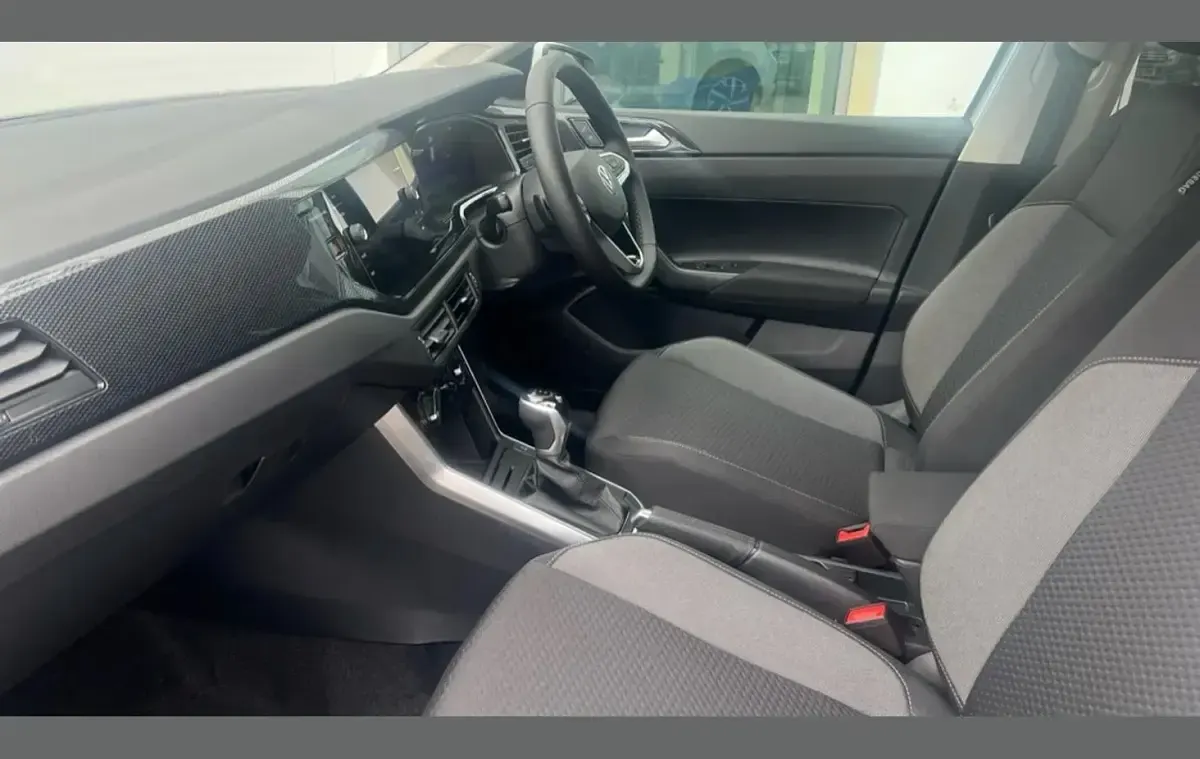 New VW Polo Match 95 HP (69 kW) 2026 Pure white Hatchback