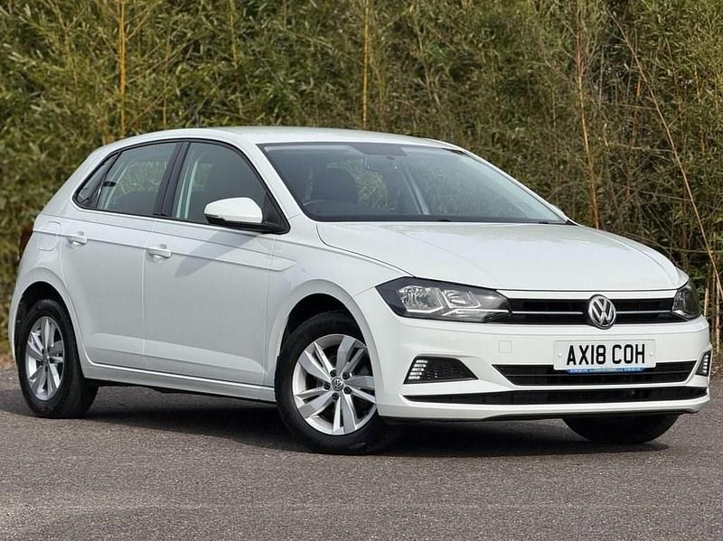 Used VW Polo SE 75 HP (55 kW) 2018 White Hatchback