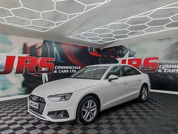 Used Audi A4 Comfort 190 HP (139 kW) 2021 White Sedan
