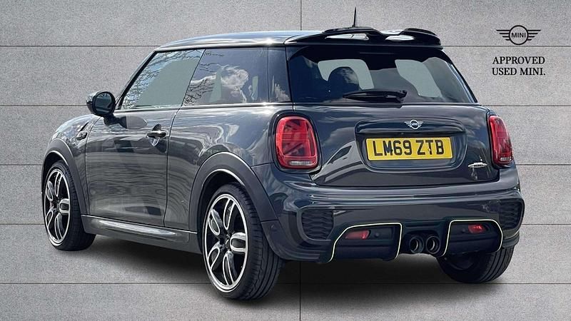 Begagnad Mini John Cooper Works Hatch 231 HK (169 kW) 2019 Grå Halvkombi
