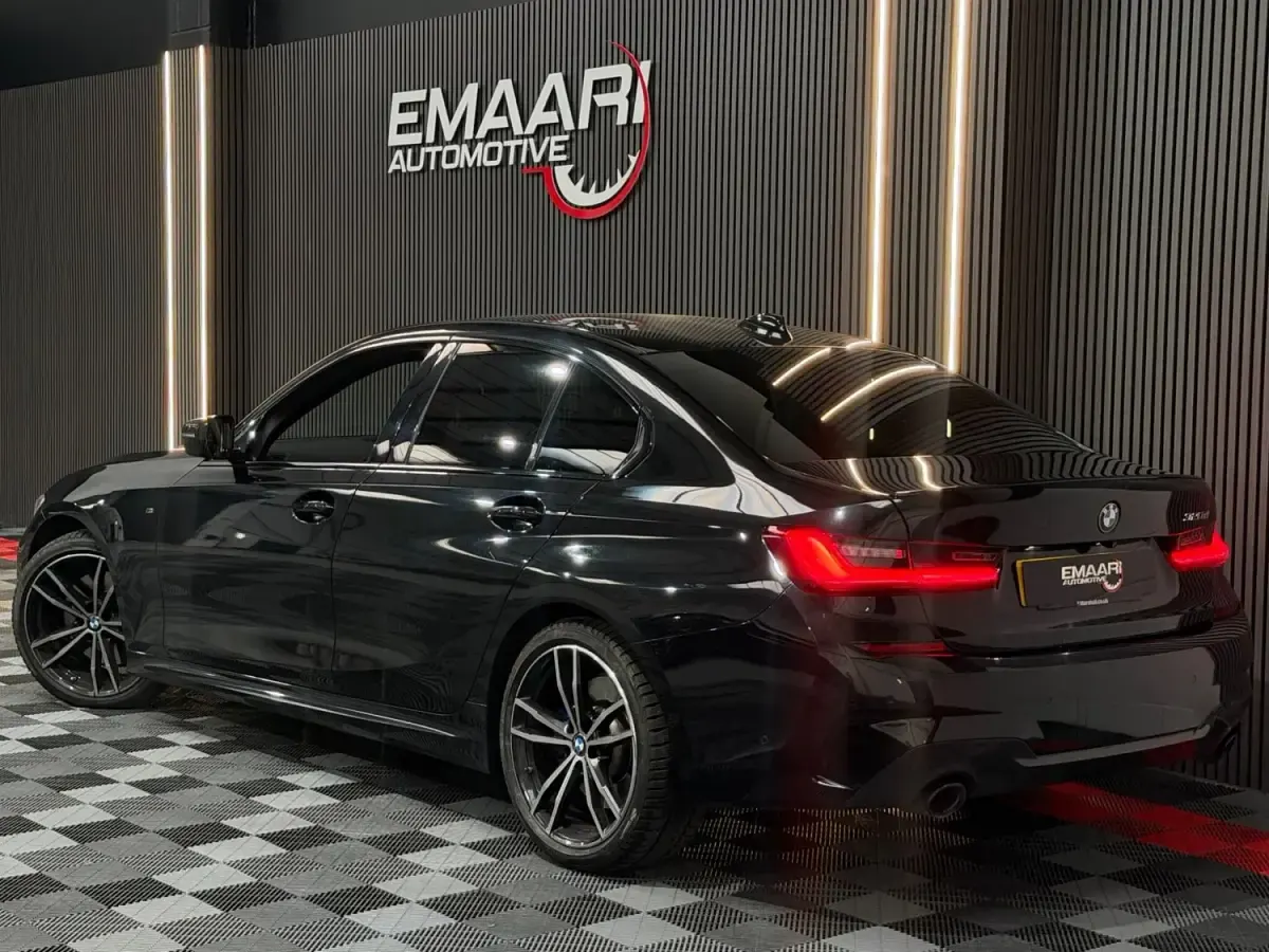 Begagnad BMW 320 M Sport 2019 Svart Sedan