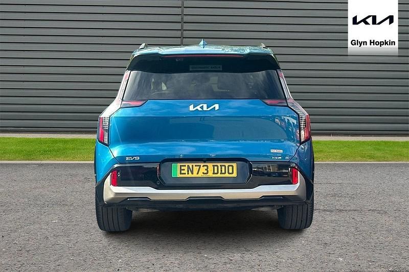 Image 4/4