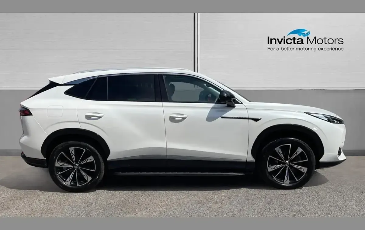 Used MG HS Trophy 299 HP (219 kW) 2025 White SUV