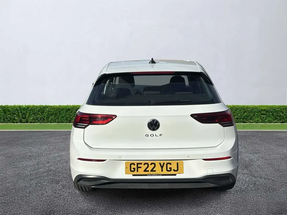 Used VW Golf VIII Life 2022 White Hatchback