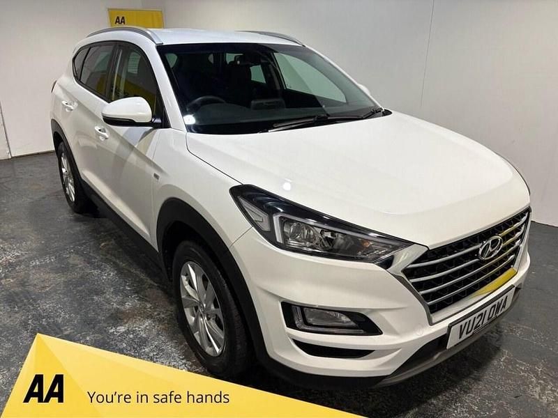 White Used 2021 Hyundai Tucson SE SUV | £15,500 (Super price) - Image 1/3