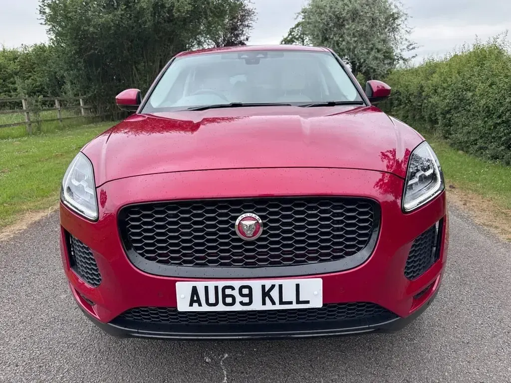 Used Jaguar E-Pace S 200 HP (147 kW) 2019 Red SUV