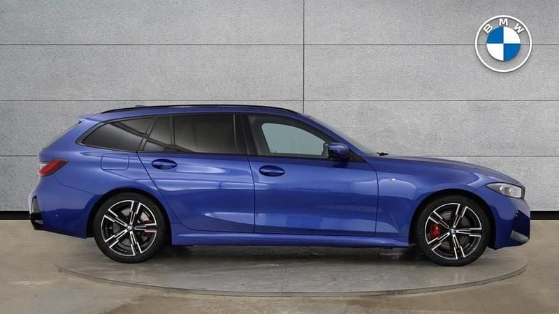 Used BMW 320 M Sport 181 HP (133 kW) 2025 Blue Estate