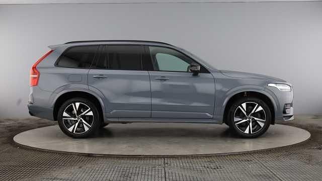 Used Volvo XC90 R-Design 235 HP (172 kW) 2022 SUV